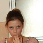Stefi - Club échangiste à Siebenaler Profil de Stefi, 22 ans, Club échangiste à Siebenaler (Clervaux)